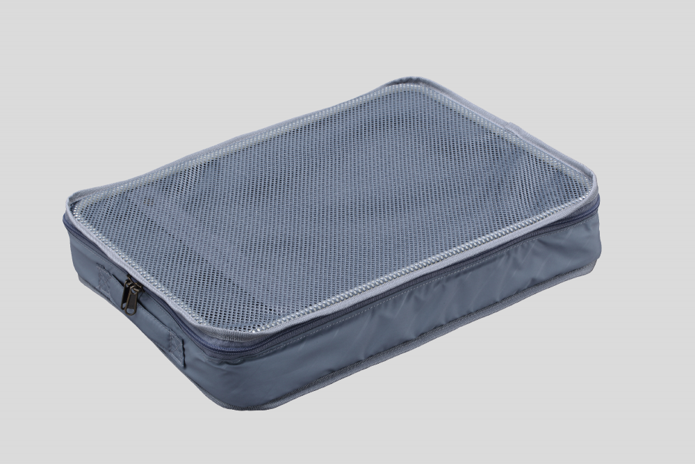 30" INTERNATIONAL TRUNK - SAPPHIRE - The Luxurious Companion for Stylish Adventures